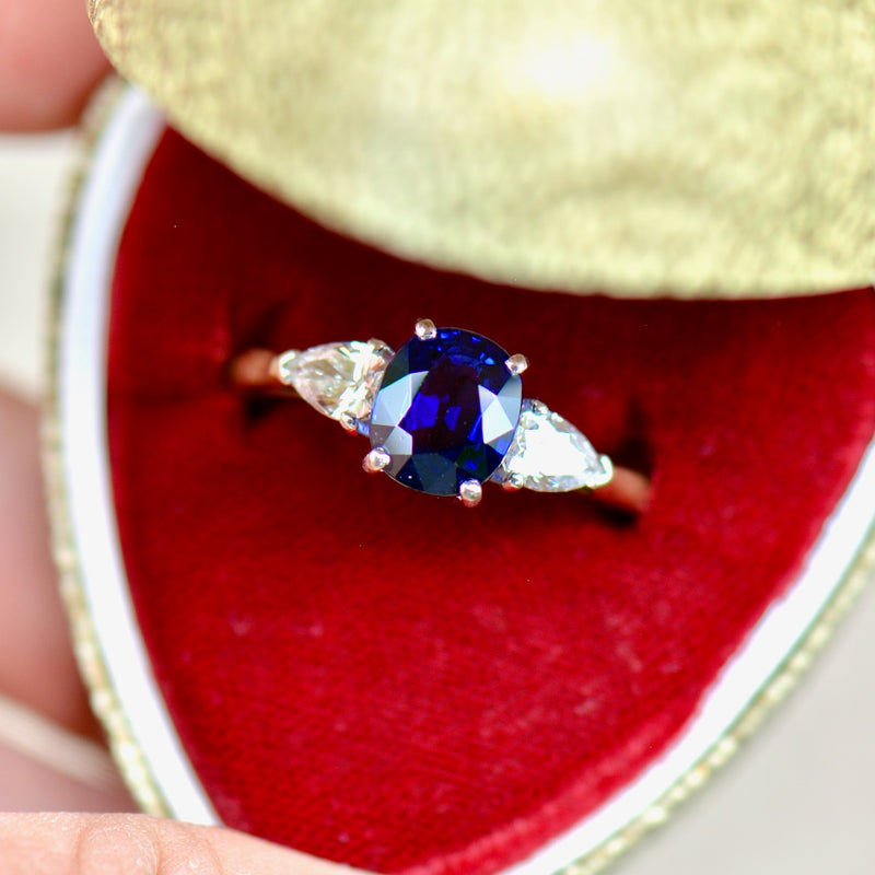 Vintage 2000s Royal Blue Sapphire & Diamond Trilogy 18CT Yellow Gold Engagement Ring (2.93cts)