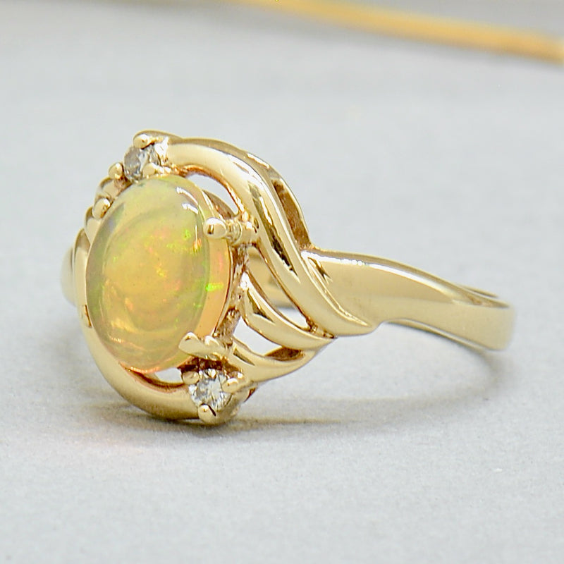 Opal & Diamond Ring (0.79ct)