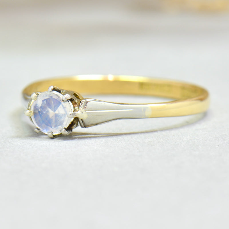 Antique 18ct Yellow Gold & Platinum Moonstone Solitaire Ring