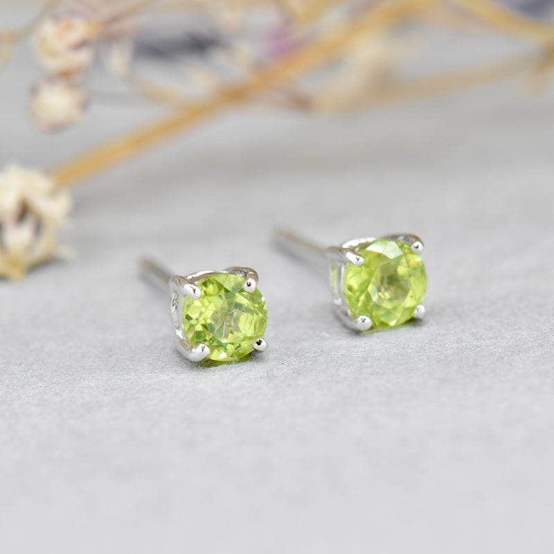 9CT White Gold Brilliant Cut Peridot Minimalist Stud Earrings (0.36ct)