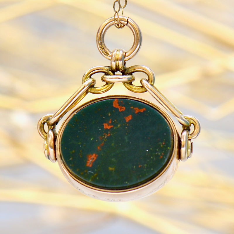 Victorian 1901 Bloodstone & Carnelian 9ct Yellow Gold Swivel Fob Pendant