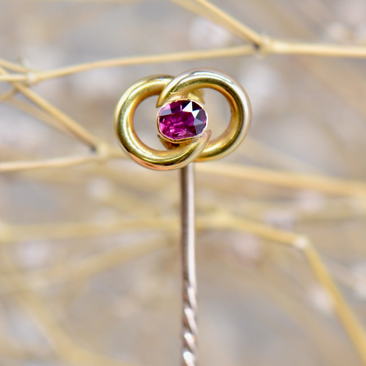 Vintage 10k solid yellow gold ruby online 8X5.5mm. Stickpin Nante