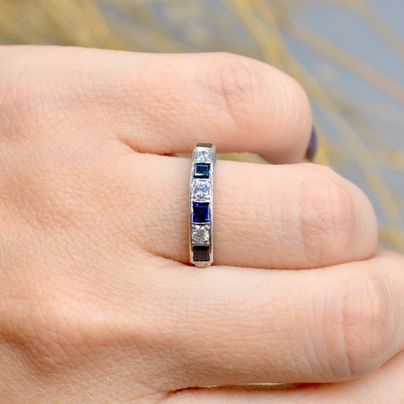 Vintage 1970s Sapphire and Diamond (VS/G-H) 18ct White Gold Seven-Stone Band (0.88ct)