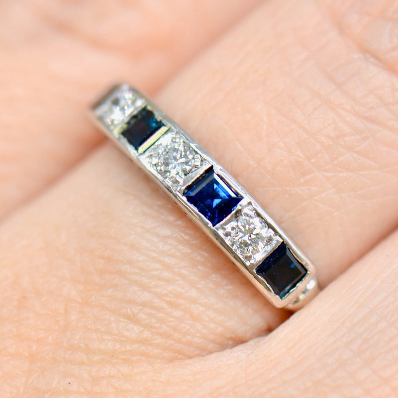 Vintage 1970s Sapphire and Diamond (VS/G-H) 18ct White Gold Seven-Stone Band (0.88ct)