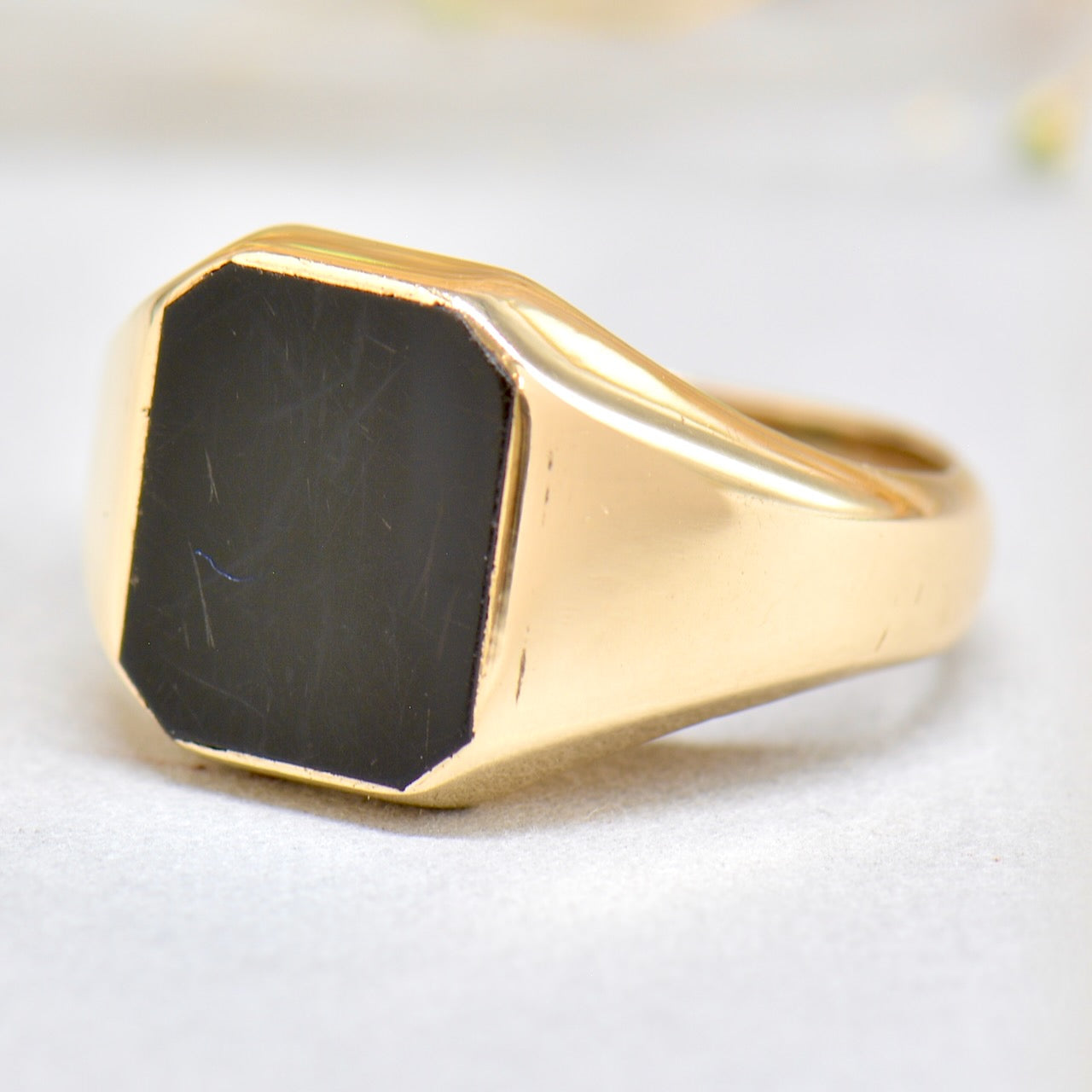 Vintage 1970s Octagon Onyx 9ct Yellow Gold Mens Signet Ring