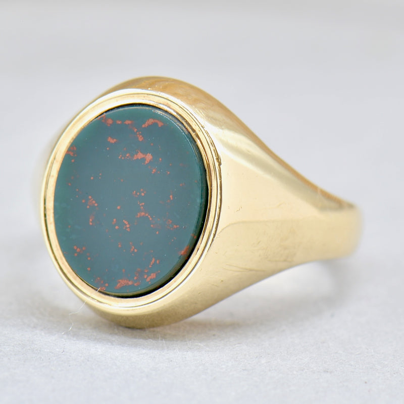 Vintage 1970s Bloodstone 9ct Yellow Gold Oval Signet Ring