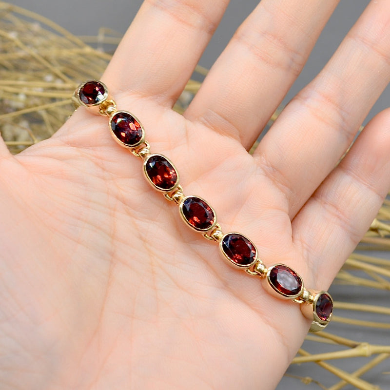 Pyrope-Almandine Garnet 9ct Yellow Gold Tennis Bracelet (23.80cts)