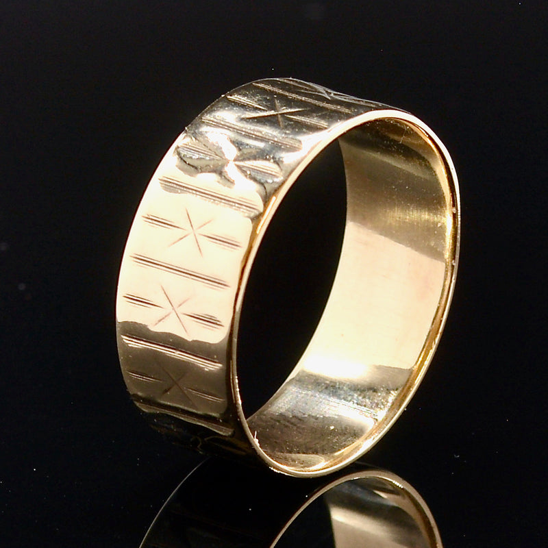 Vintage 9ct Yellow Gold Wide Patterned Band