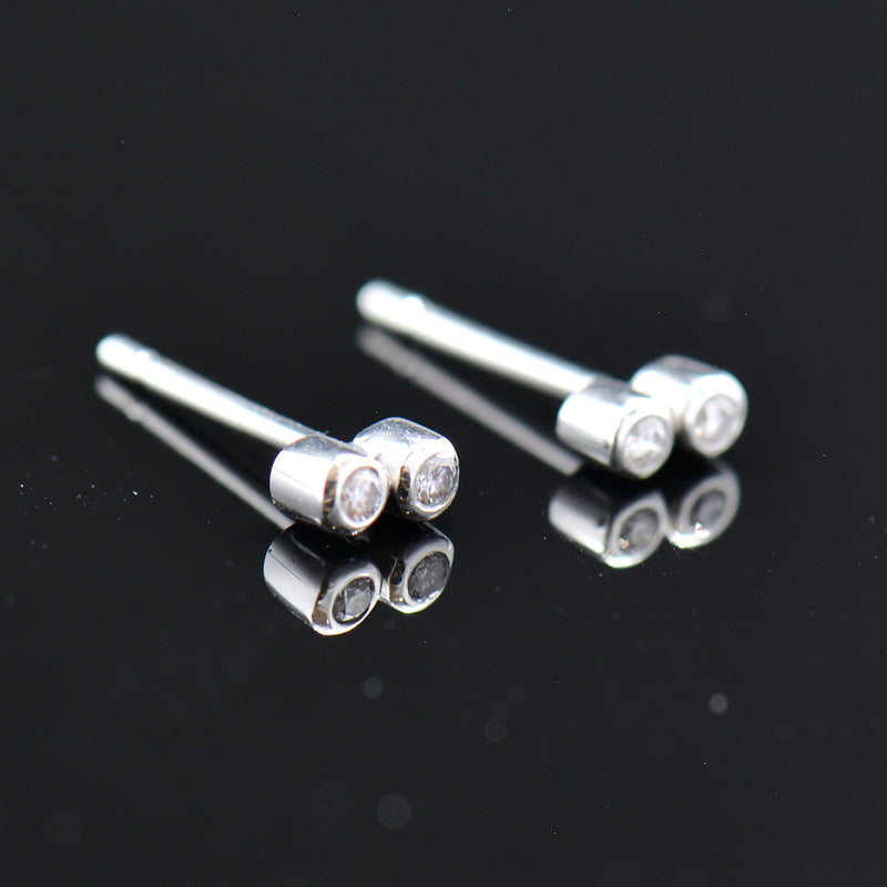 18CT White Gold Tiny Bubble Dual Double Diamond Stud Earrings