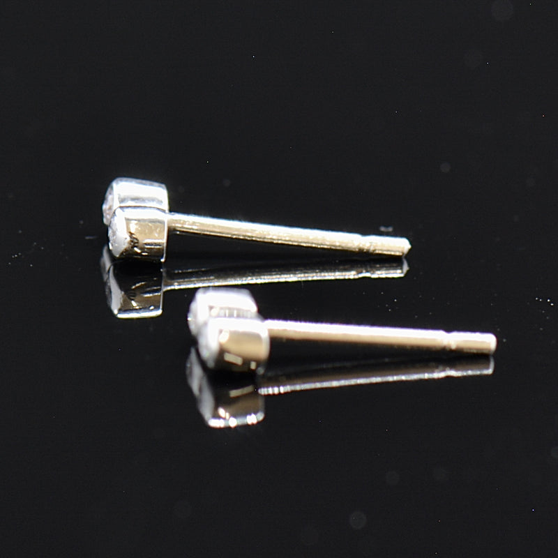 18CT White Gold Tiny Bubble Dual Double Diamond Stud Earrings