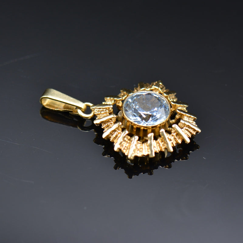 Vintage 1970s 9CT Yellow Gold Starburst Brutalist Synthetic Blue Spinel Pendant