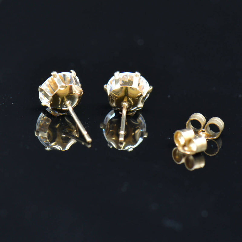 9CT Yellow Gold CZ 6mm Stud Earrings